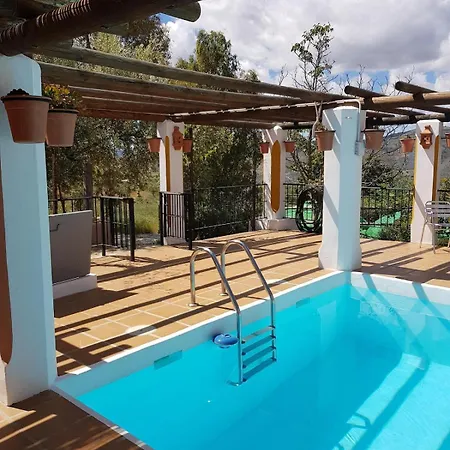 2 Small With Pool Vila *
